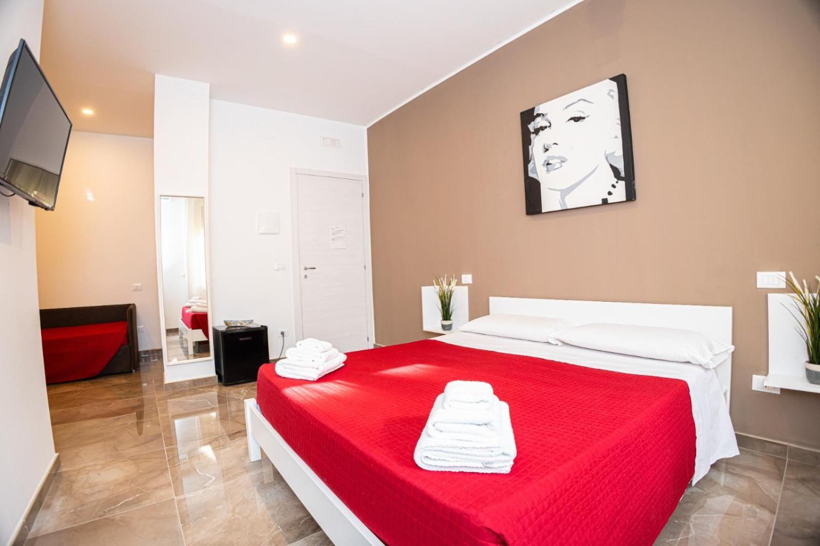Suebi Rooms Termoli Bilik gambar
